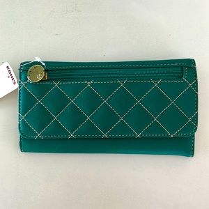 Emerald green Relic wallet